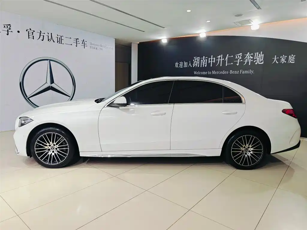 Mercedes-Benz C-Class 2023 C 260 L Sport фото 4