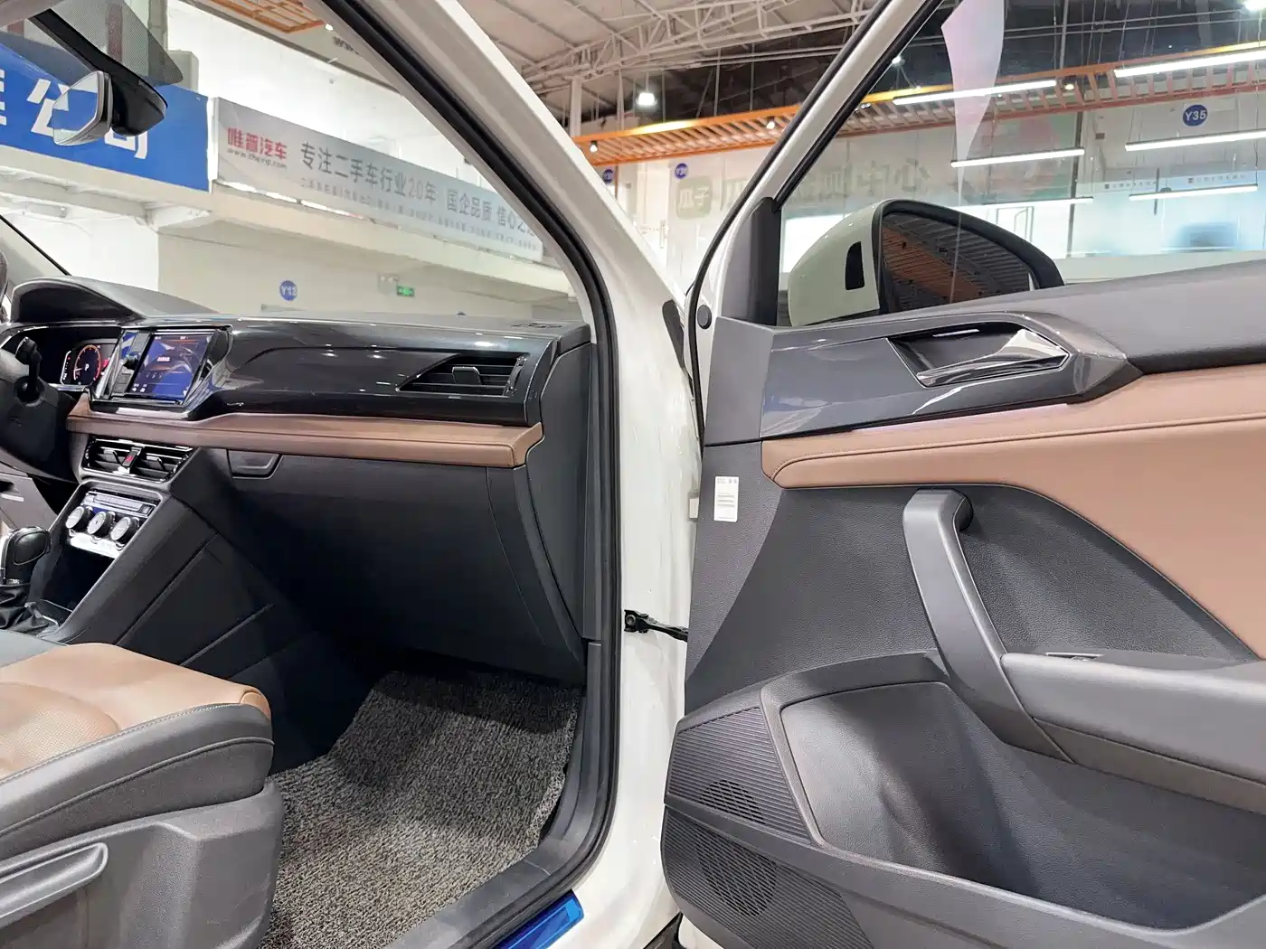 Volkswagen Tharu 2019 Model 280TSI 2WD Flagship Edition China VI фото 6