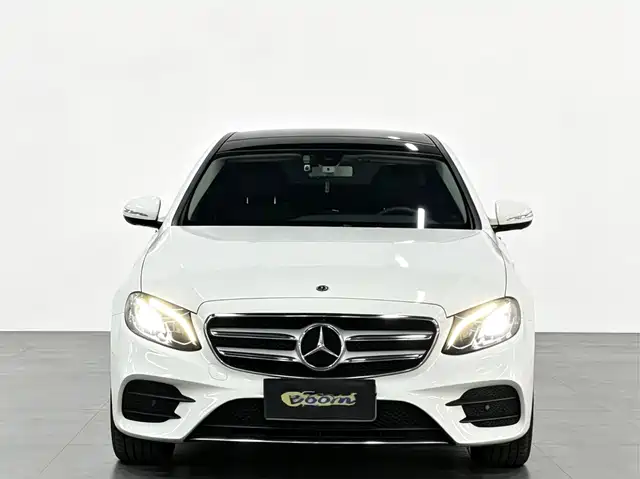 Mercedes-Benz E-Class 2017 E 300 L Luxury — фото 2