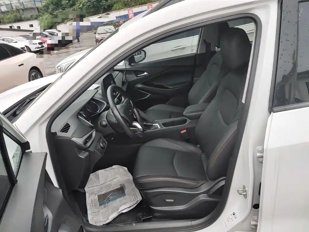 Chevrolet Volando 2020 Mild Hybrid Redline 530T Automatic Premium Edition (5+2 seater) фото 15
