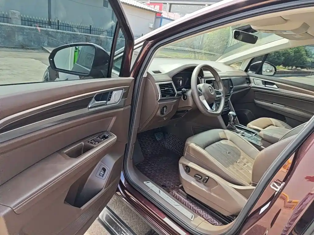 Volkswagen Viloran 2021 2020 330TSI Luxury Edition