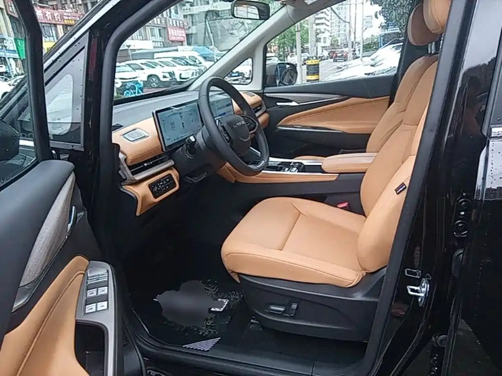 SAIC Maxus Maxus G50 PHEV 2025 2025 Pilot Edition