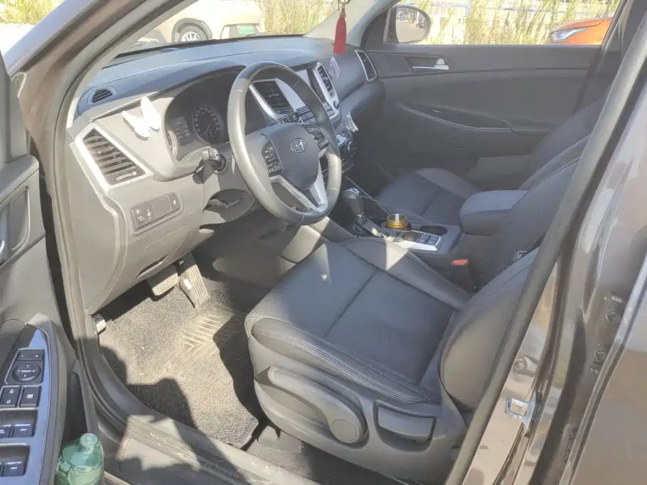 Hyundai Tucson 2016 2015 1.6T Dual Clutch 2WD Smart