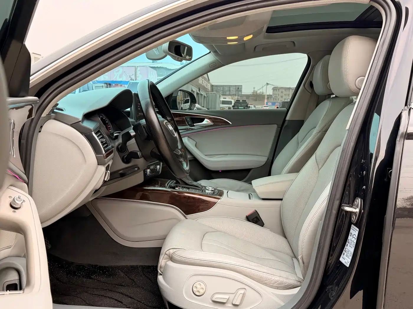 Audi A6L 2014 35 FSI Luxury фото 11