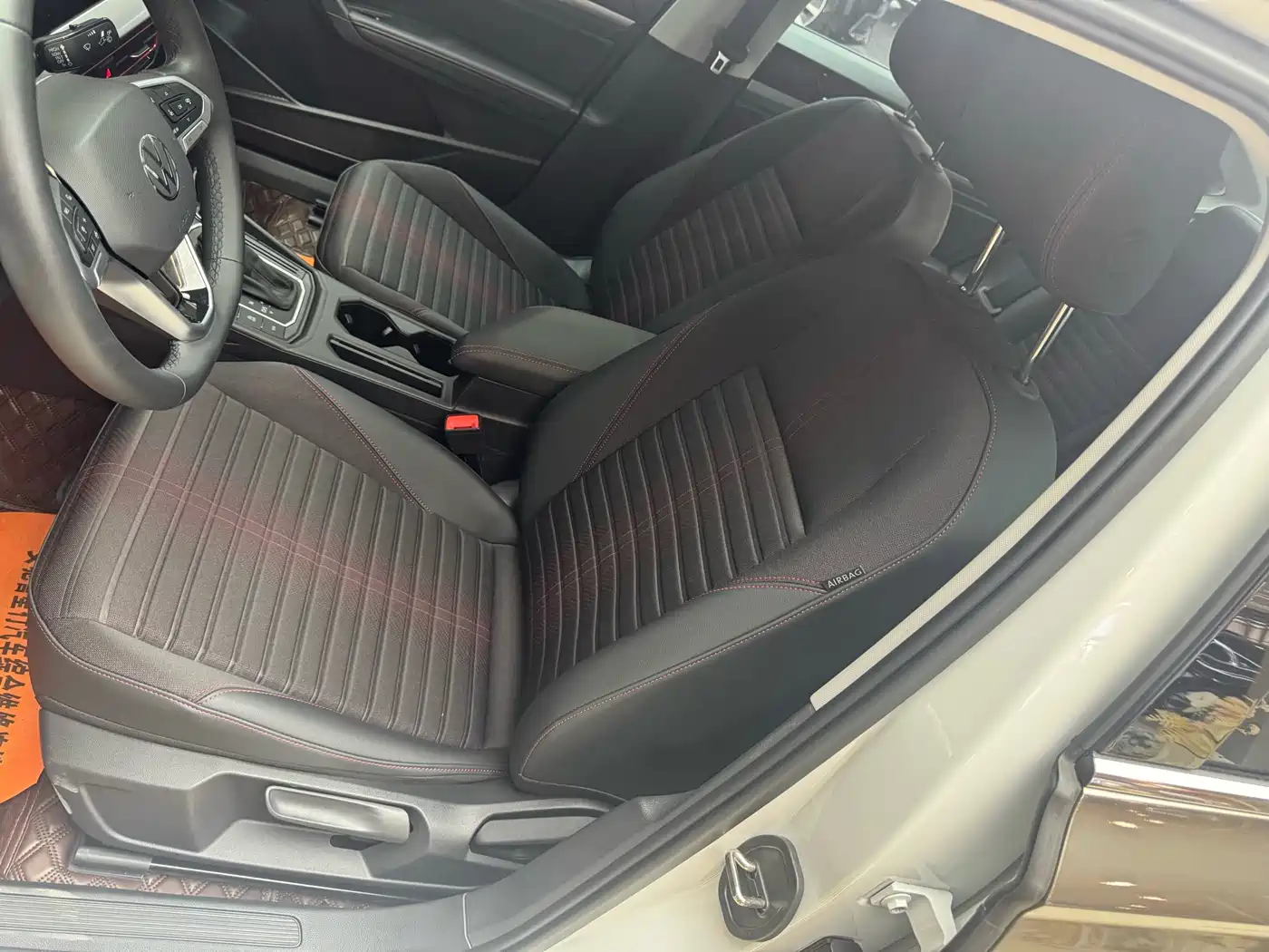 Volkswagen Lavida 2024 Model 300TSI DSG Starlight Full Comfort Edition фото 13