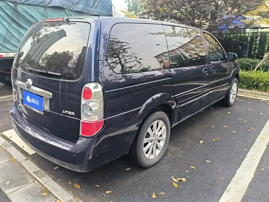 Buick GL8 2013 2.4L Classic фото 3