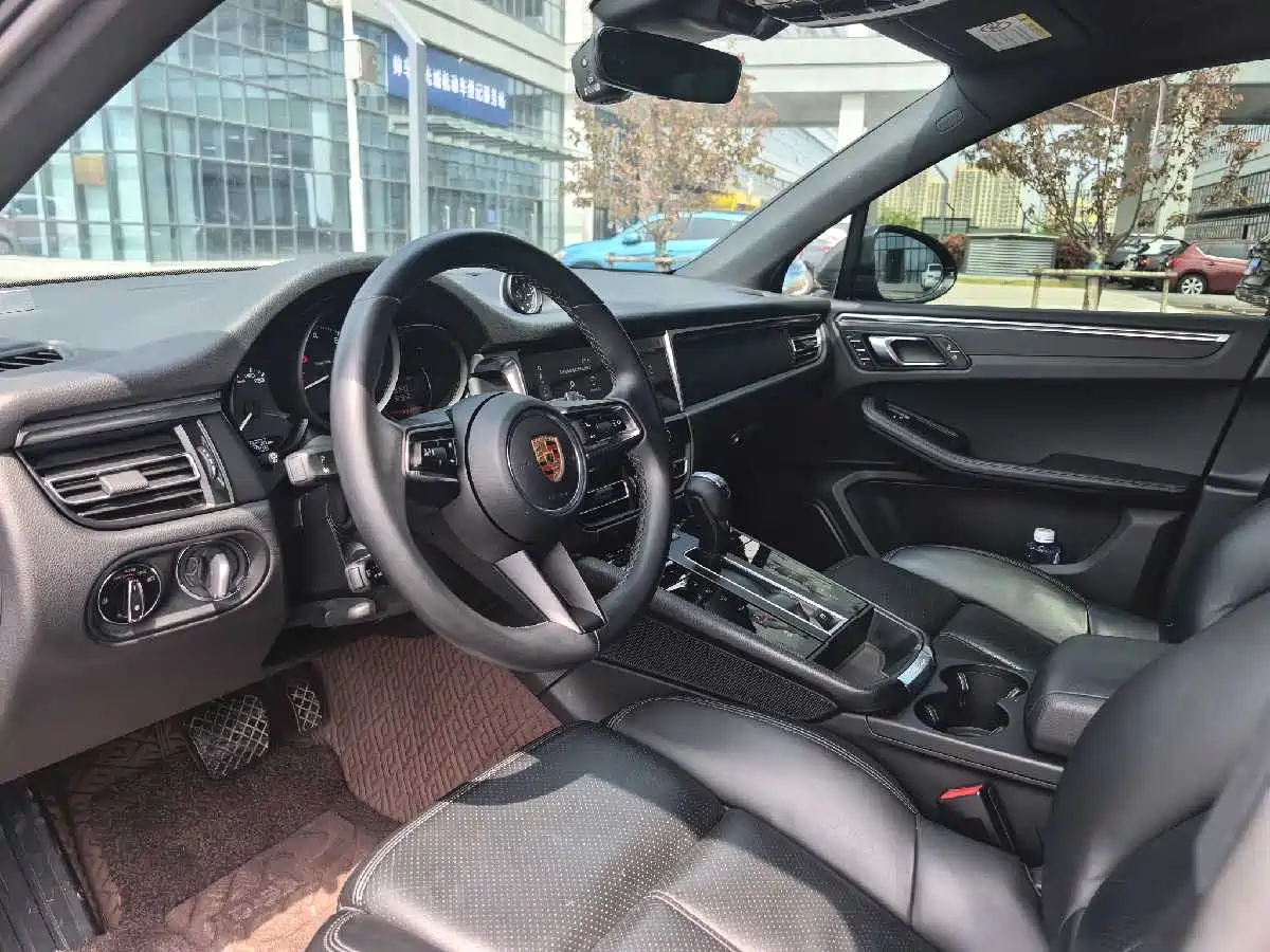 Porsche Macan 2022 Macan 2.0T фото 9