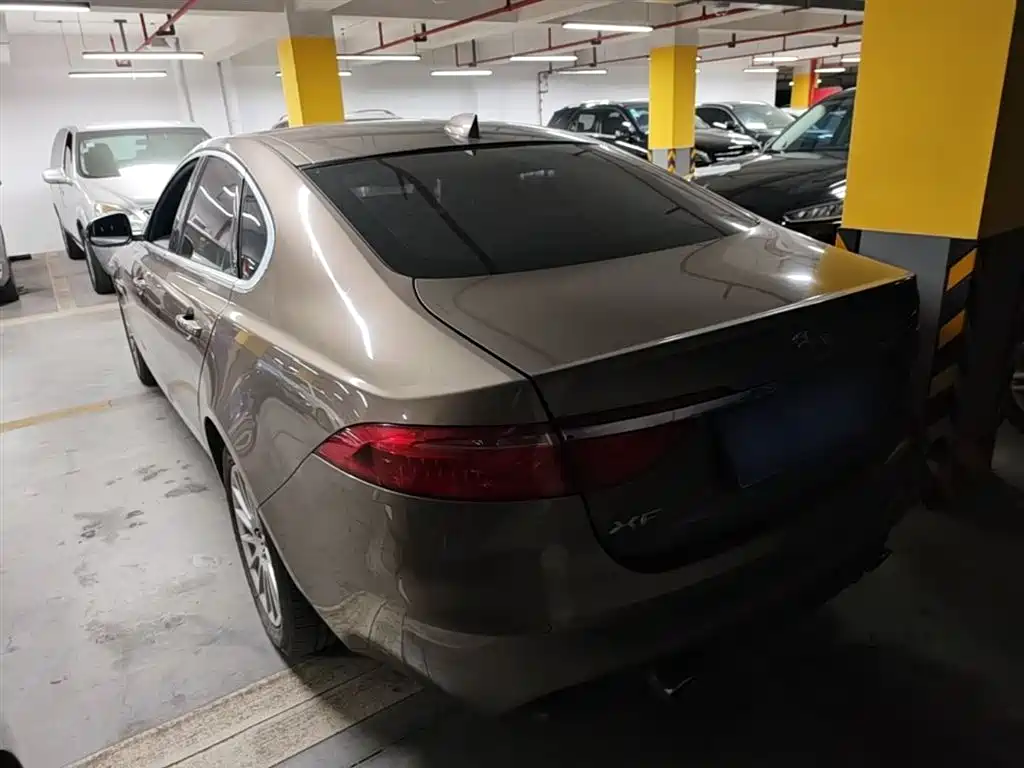 Jaguar XF 2016 2016 XF 2.0T 2WD Elegance Edition