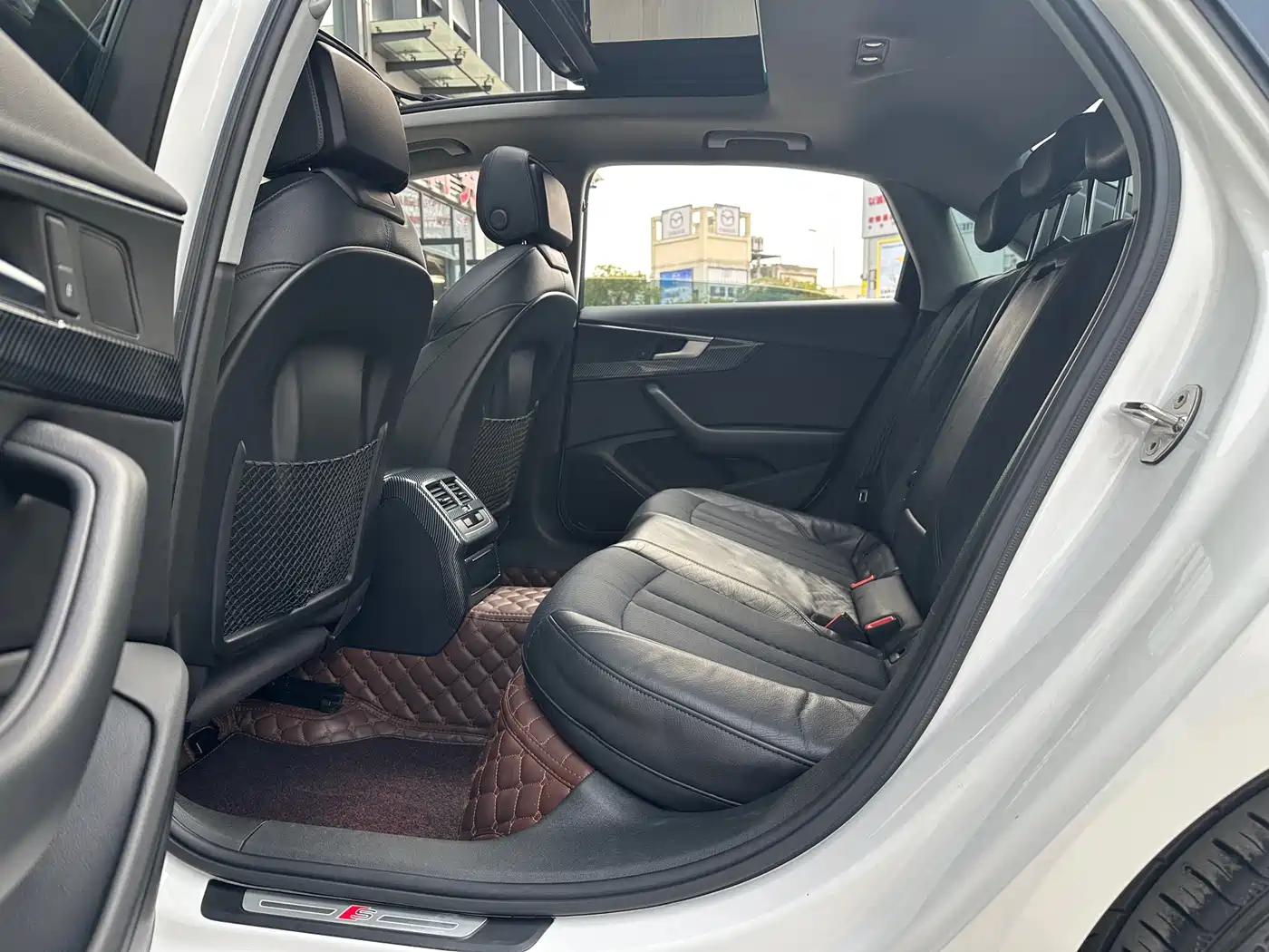 Audi A4L 2018 30th Anniversary 40 TFSI Sport фото 12