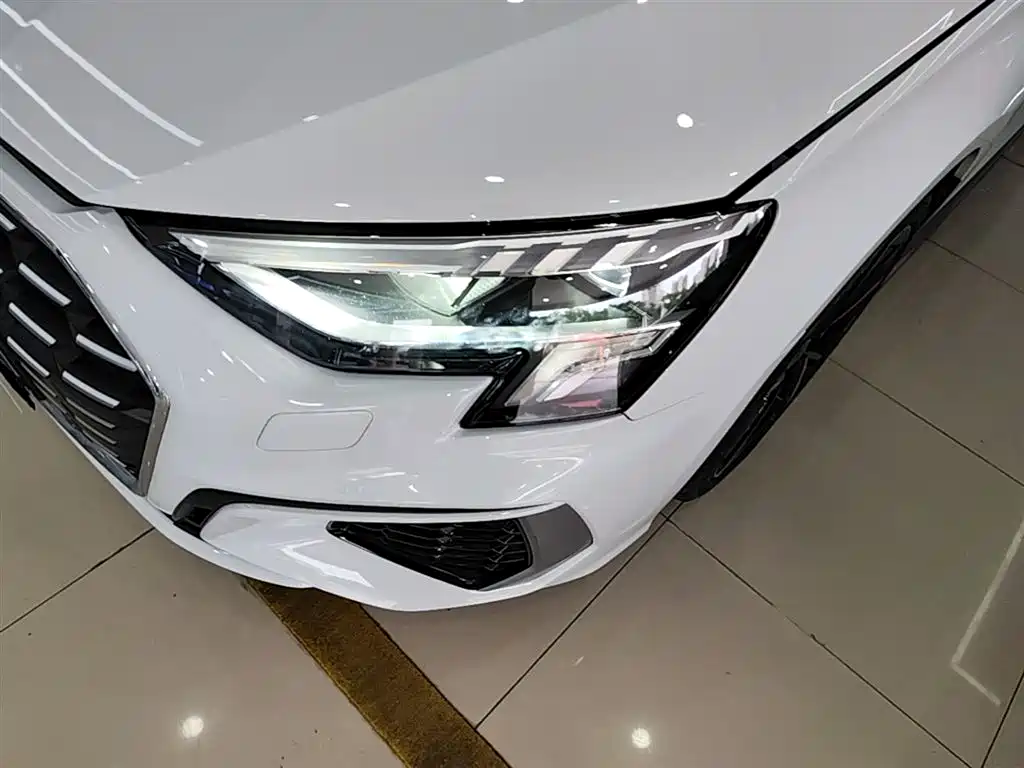 Audi A3 2023 Facelift Sportback 35 TFSI Fashion Sport фото 24