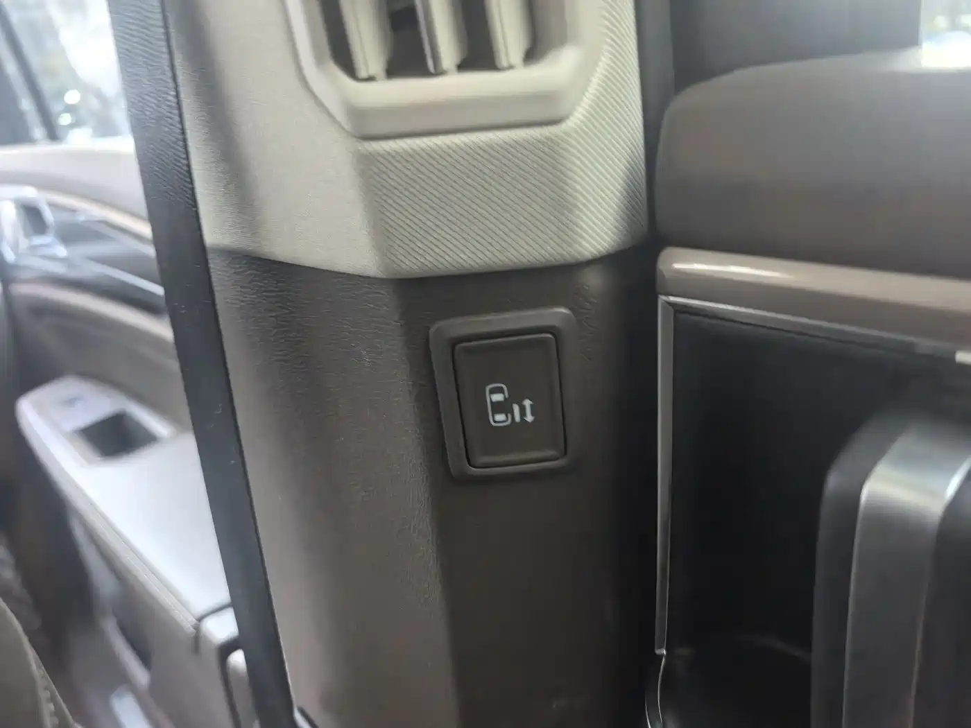 Volkswagen Viloran 2020 330TSI Luxury Edition фото 11