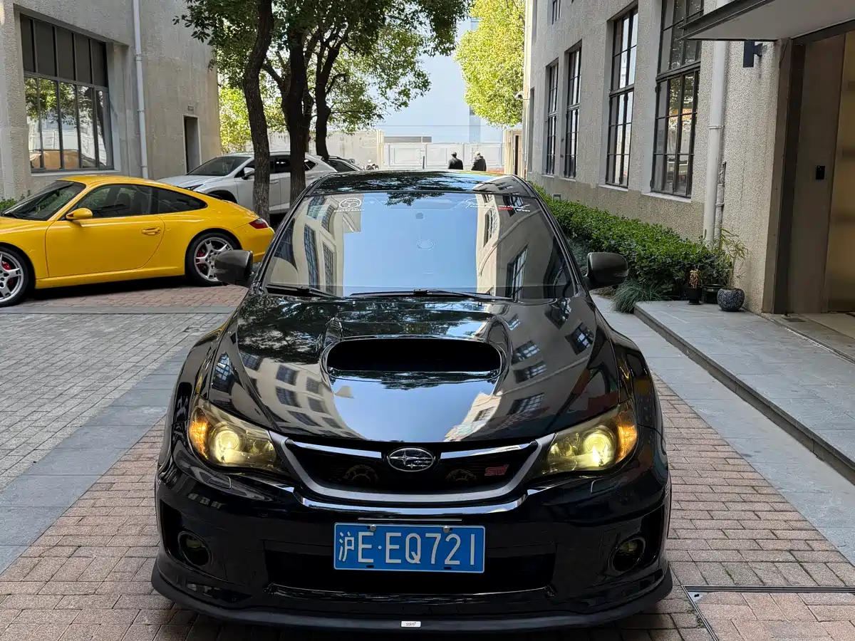 Subaru Impreza 2011 2.5T WRX STi Sedan фото 2