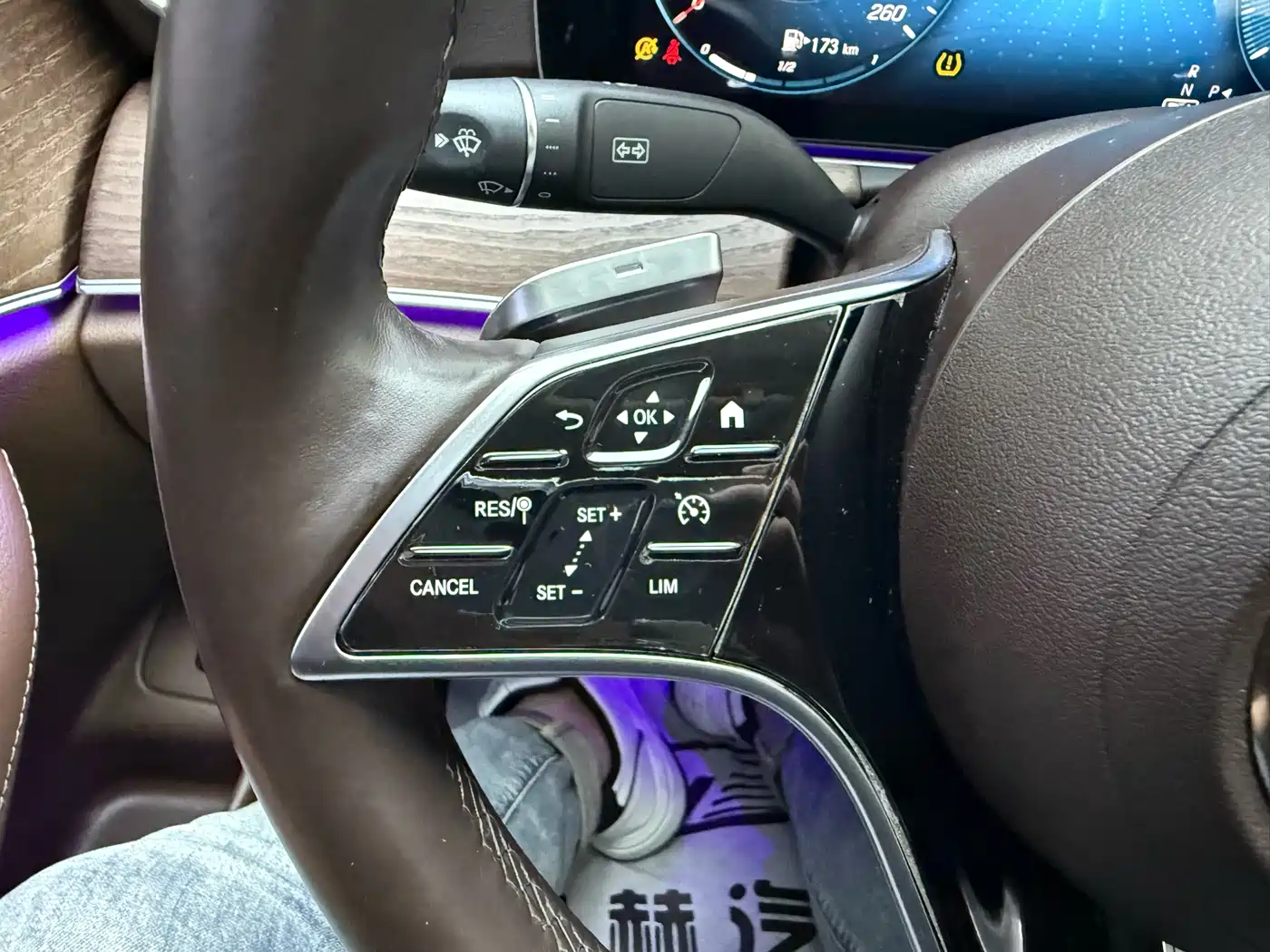 Mercedes-Benz E-Class 2022 E 300 L Luxury фото 17