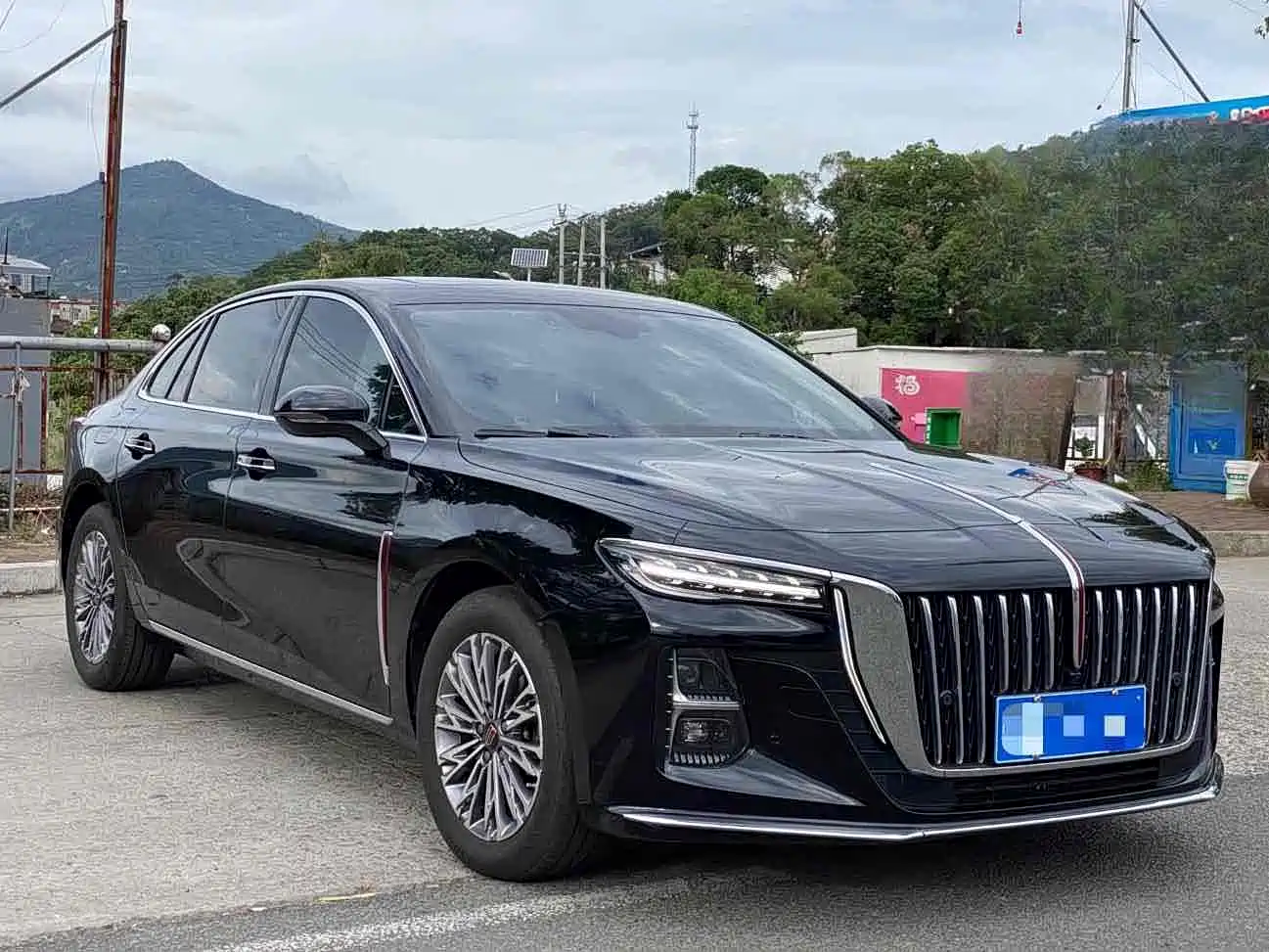 Hongqi H5 2022 Classic 1.5T DCT Flag Rhythm Edition фото 3