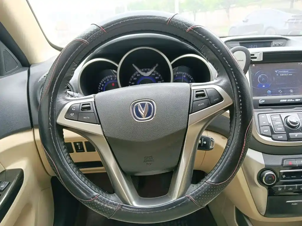 Changan Eado 2016 2015 1.6L Manual Luxury China V
