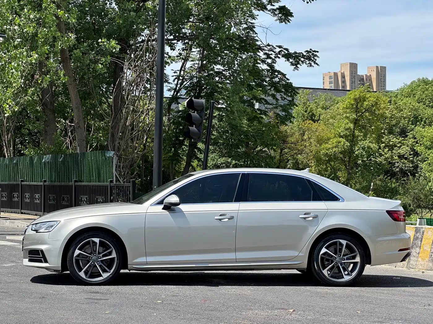 Audi A4L 2019 40 TFSI Progressive (China V) фото 4