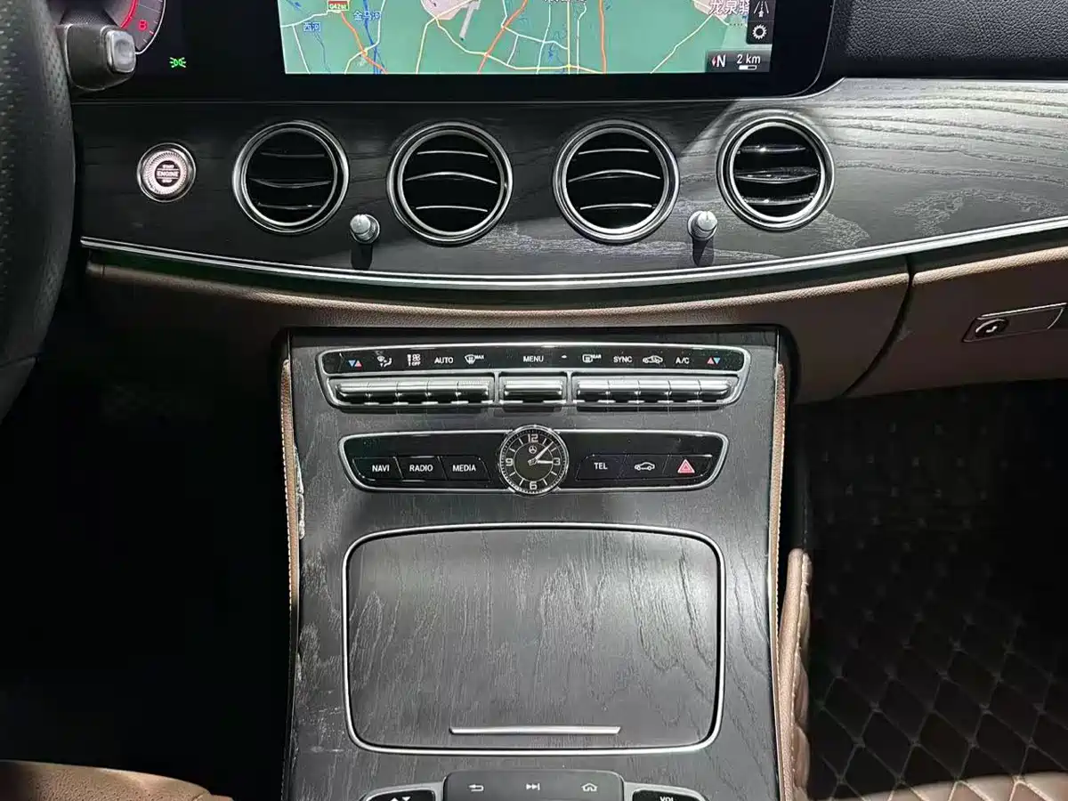 Mercedes-Benz E-Class 2020 Facelift E 300 L Exclusive фото 10