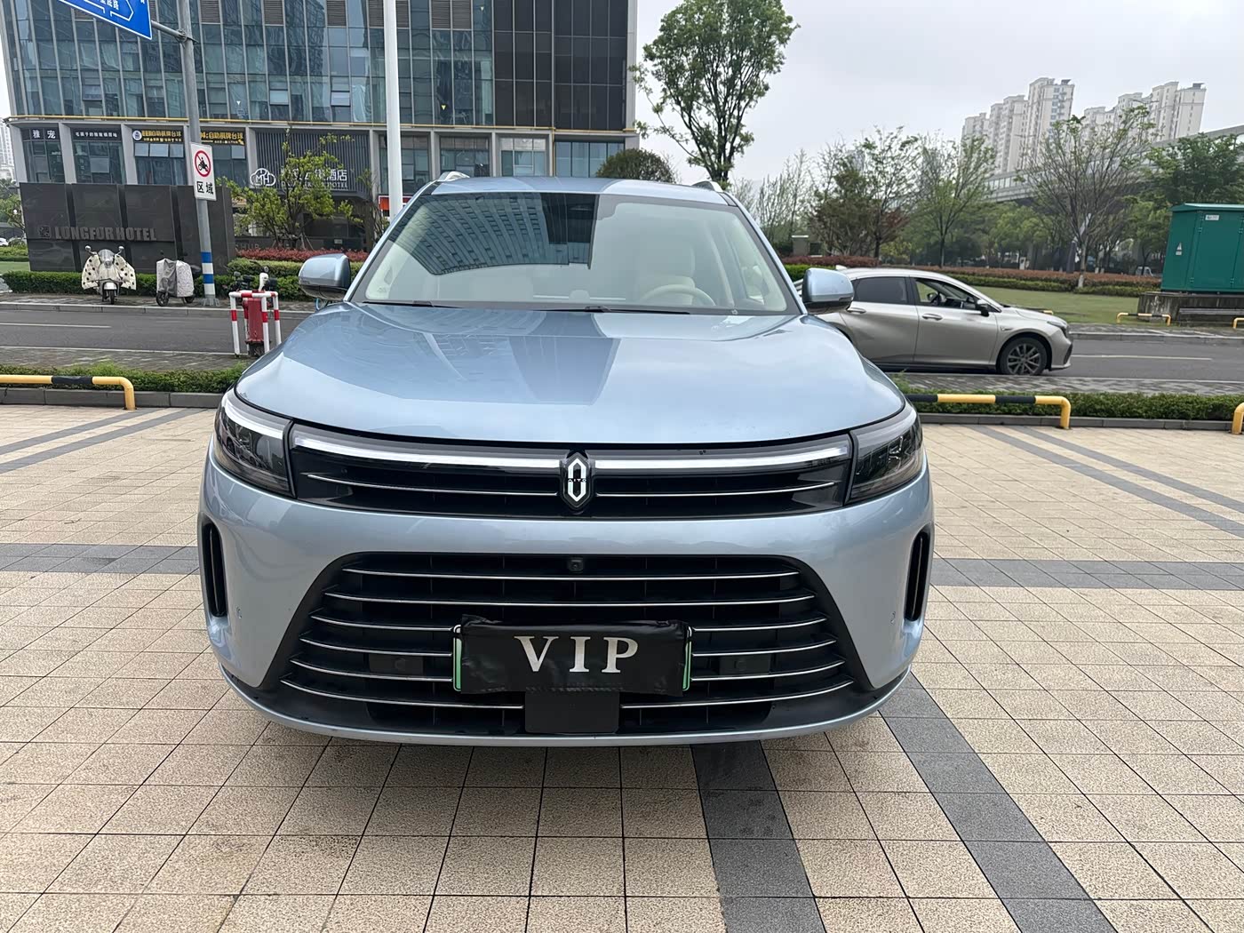 AITO Wenjie AITO M7