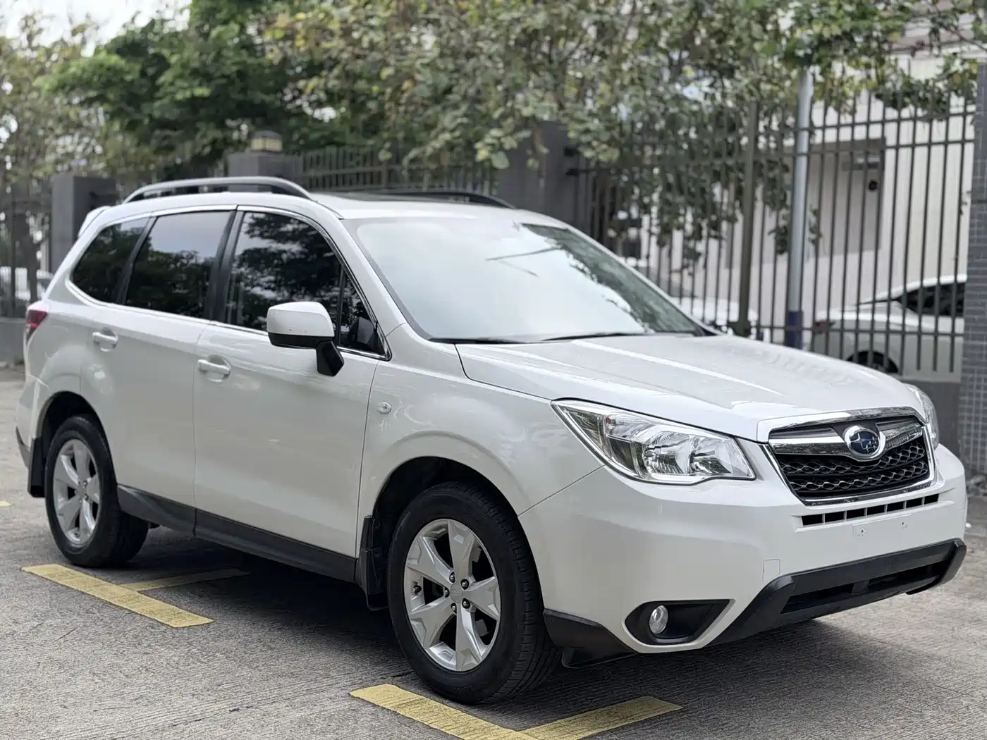 Subaru Forester 2014 2.5i Automatic Elite Edition фото 13