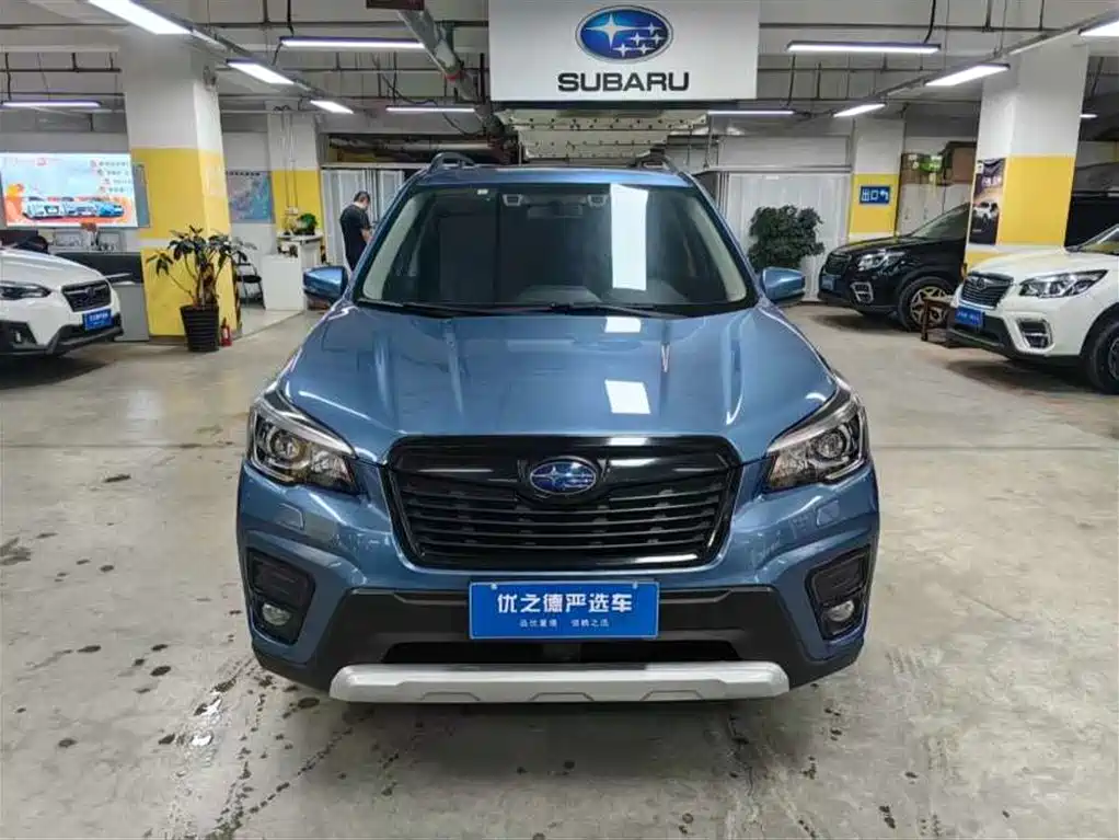 Subaru Forester 2019 2.0i Luxury Edition EyeSight фото 2