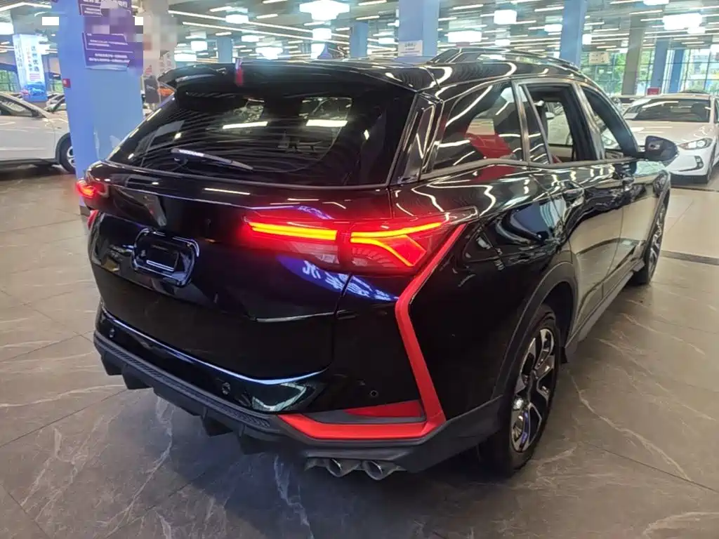 Dongfeng Aeolus Yixuan GS 2022 2021 230T Auto Chasing Glory Samurai Edition
