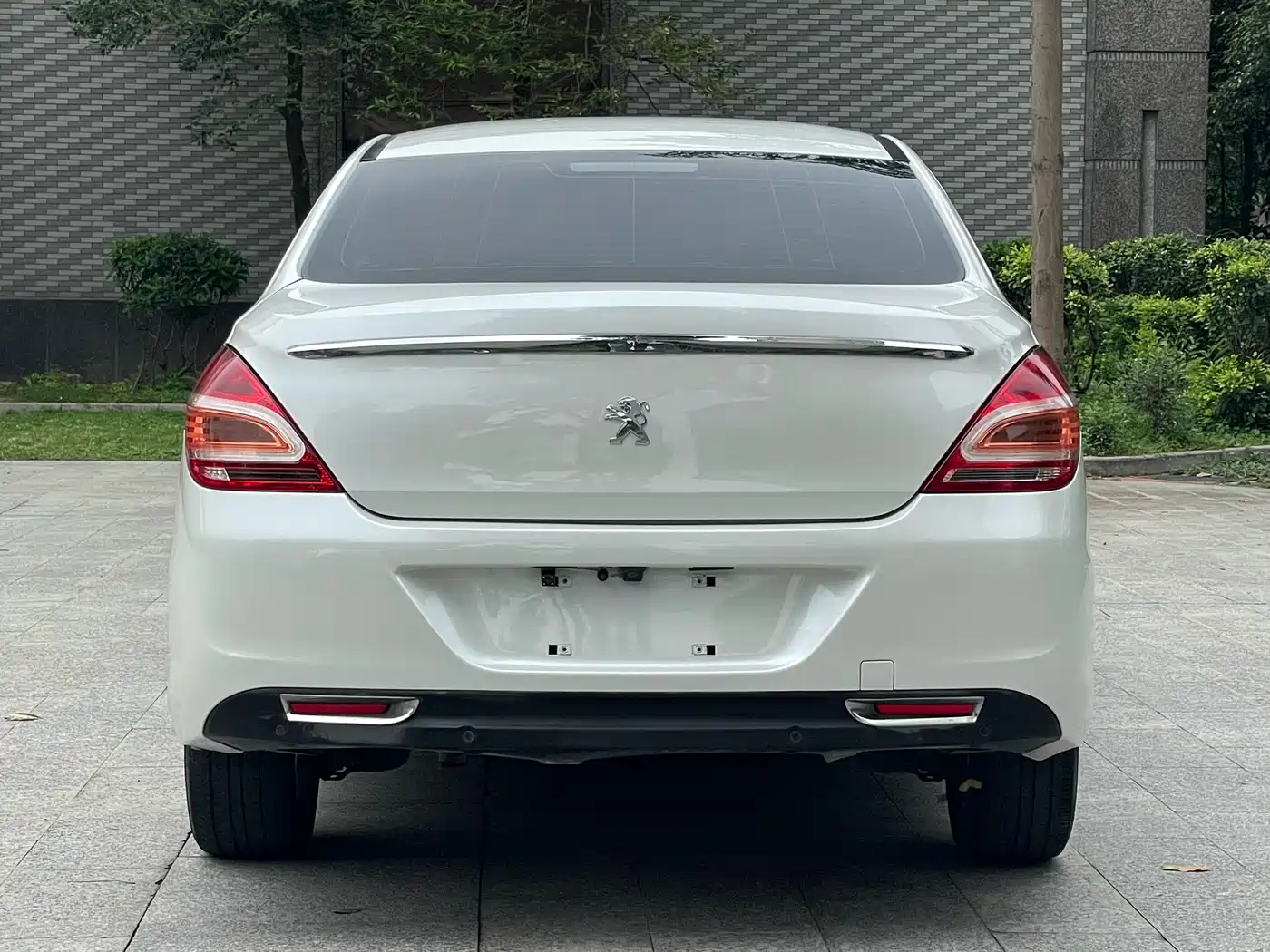Peugeot 308 2013 Model 1.6L Automatic Trend Style фото 13