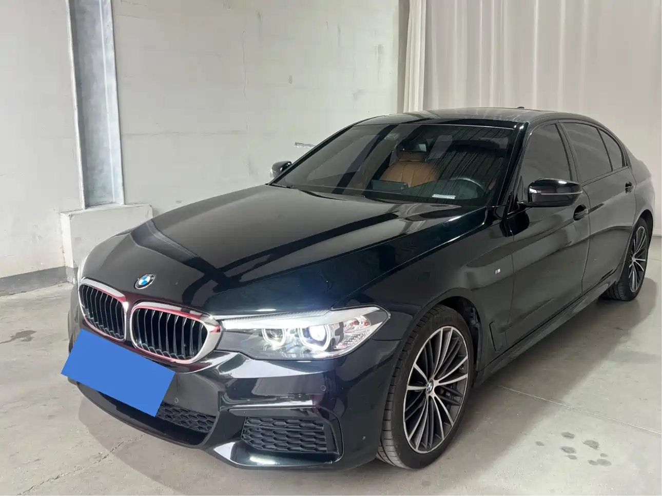 Фото 1 - BMW 5 Series