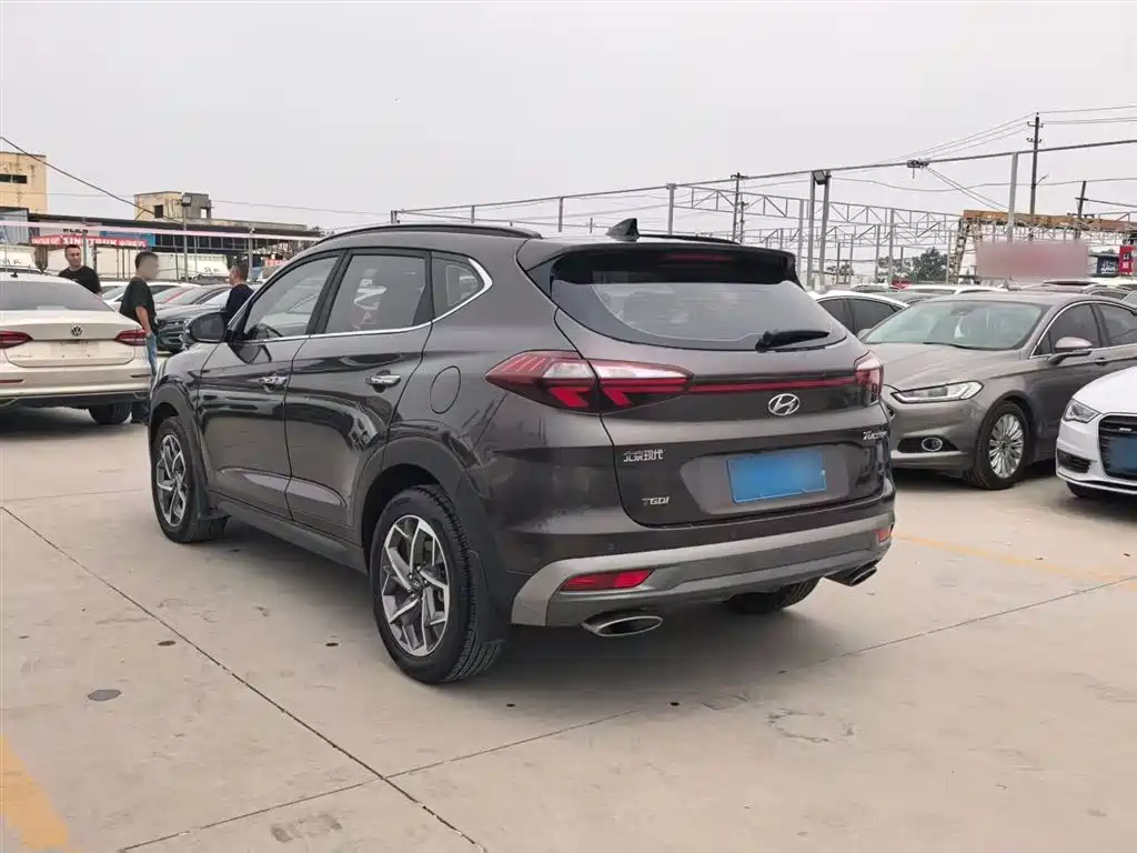 Hyundai Tucson 2019 280TGDi Dual Clutch 2WD Fashion Edition China V фото 5