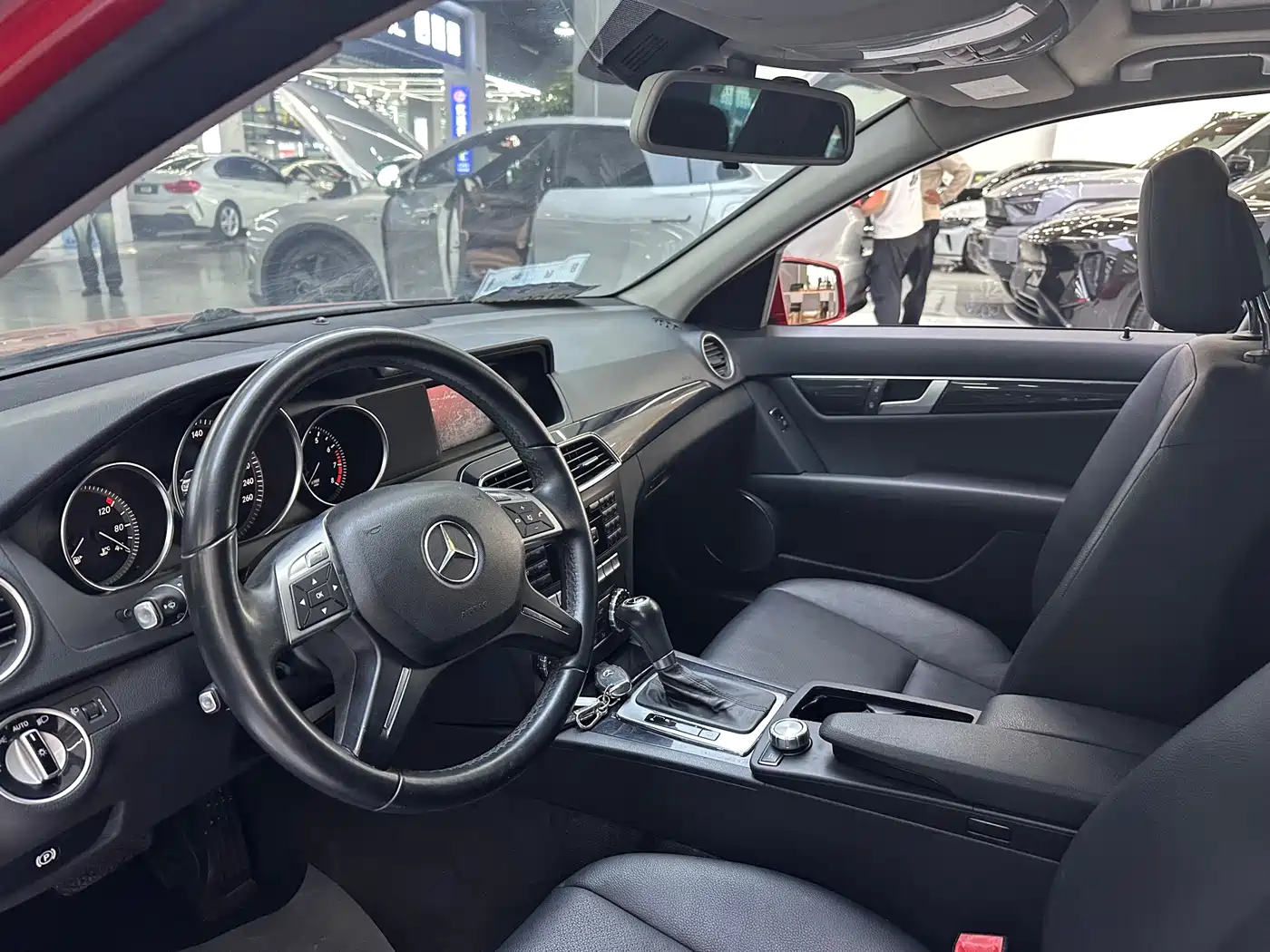 Mercedes-Benz C-Class 2013 C 180 Classic Grand Edition фото 5
