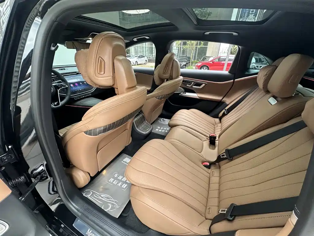 Mercedes-Benz E-Class 2026 2026 E 300 L Luxury