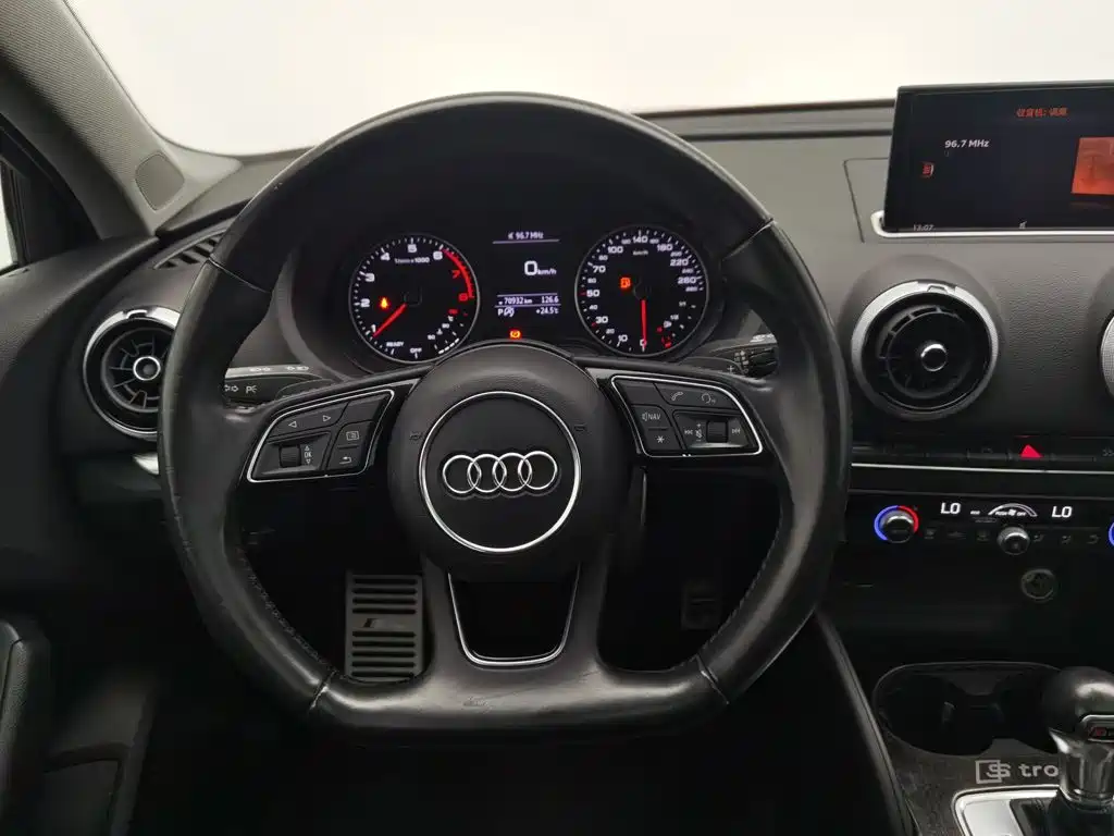Photo 11 - Audi A3