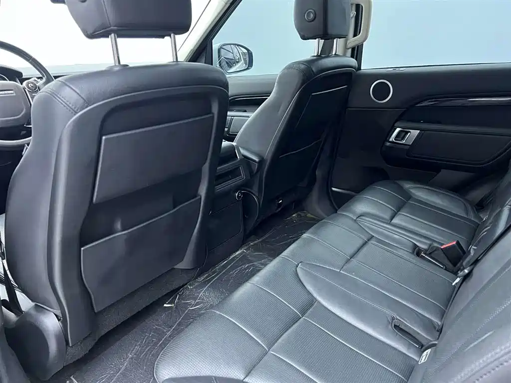 Land Rover Discovery 2017 3.0 SC V6 SE фото 19