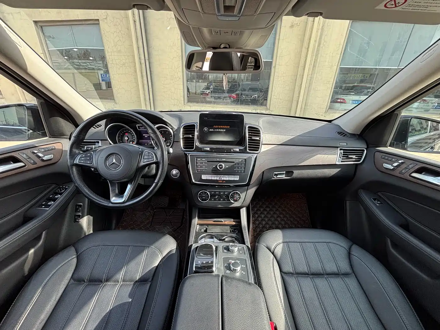 Mercedes-Benz GLS 2016 GLS 400 4MATIC Dynamic фото 9