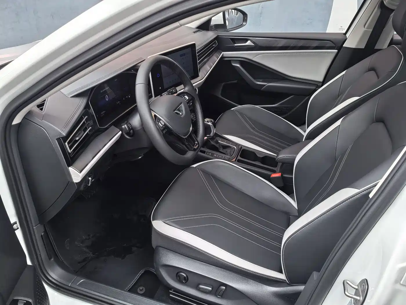 Jetta VA7 2025 2025 1.4T First-Come-First-Served Edition