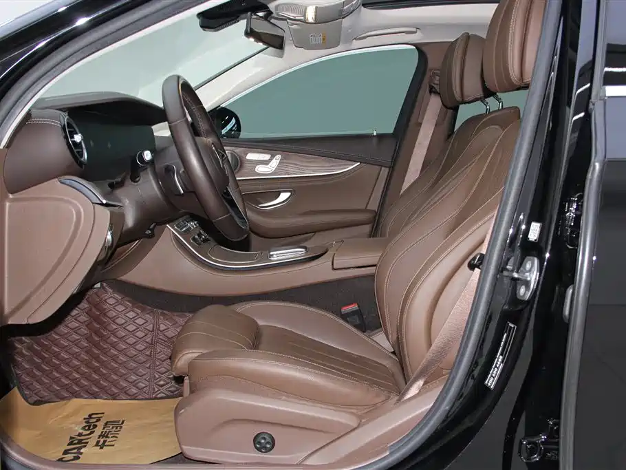 Mercedes-Benz E-Class 2022 E 300 L Luxury фото 18