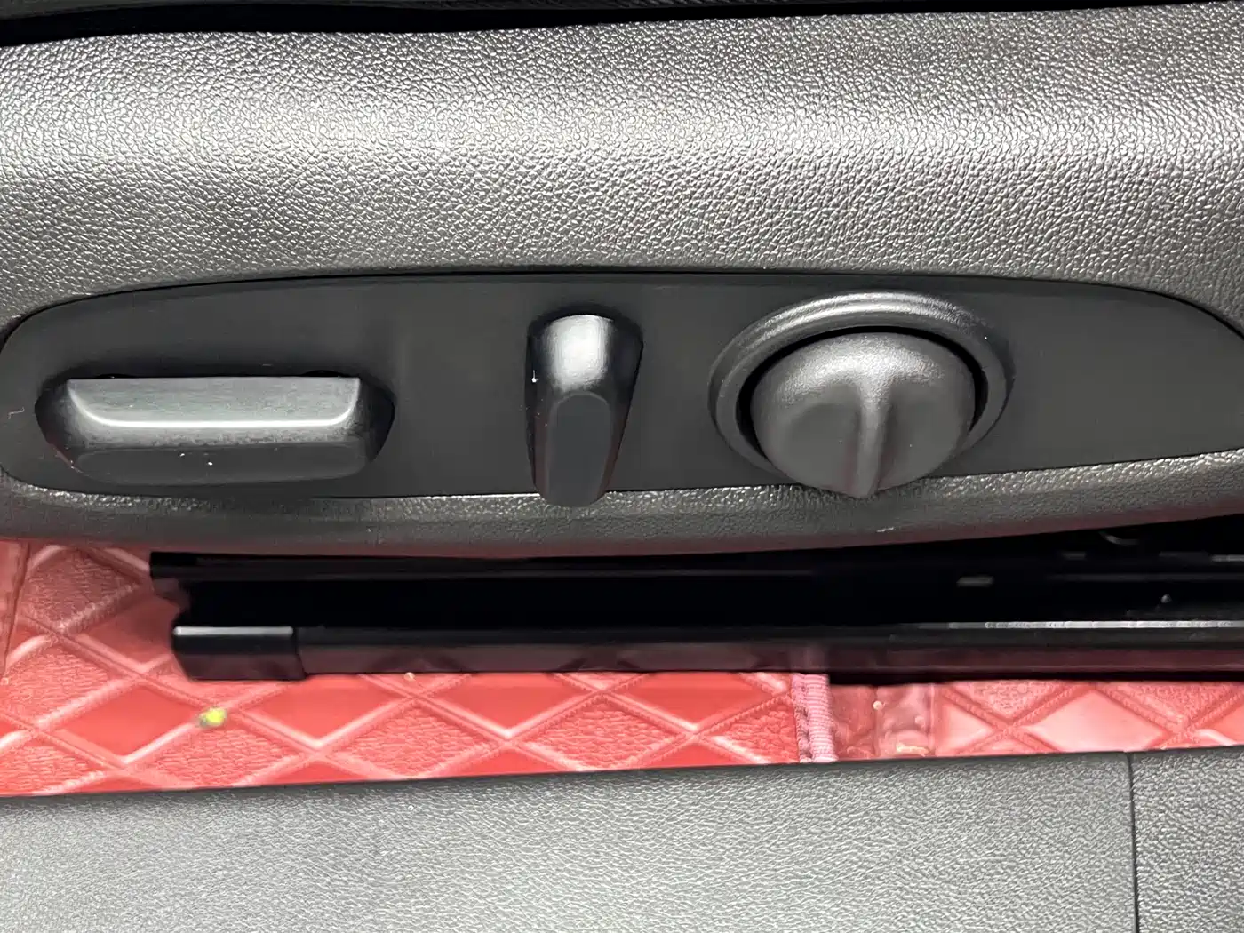 CHEVROLET MAI RUIBAO XL