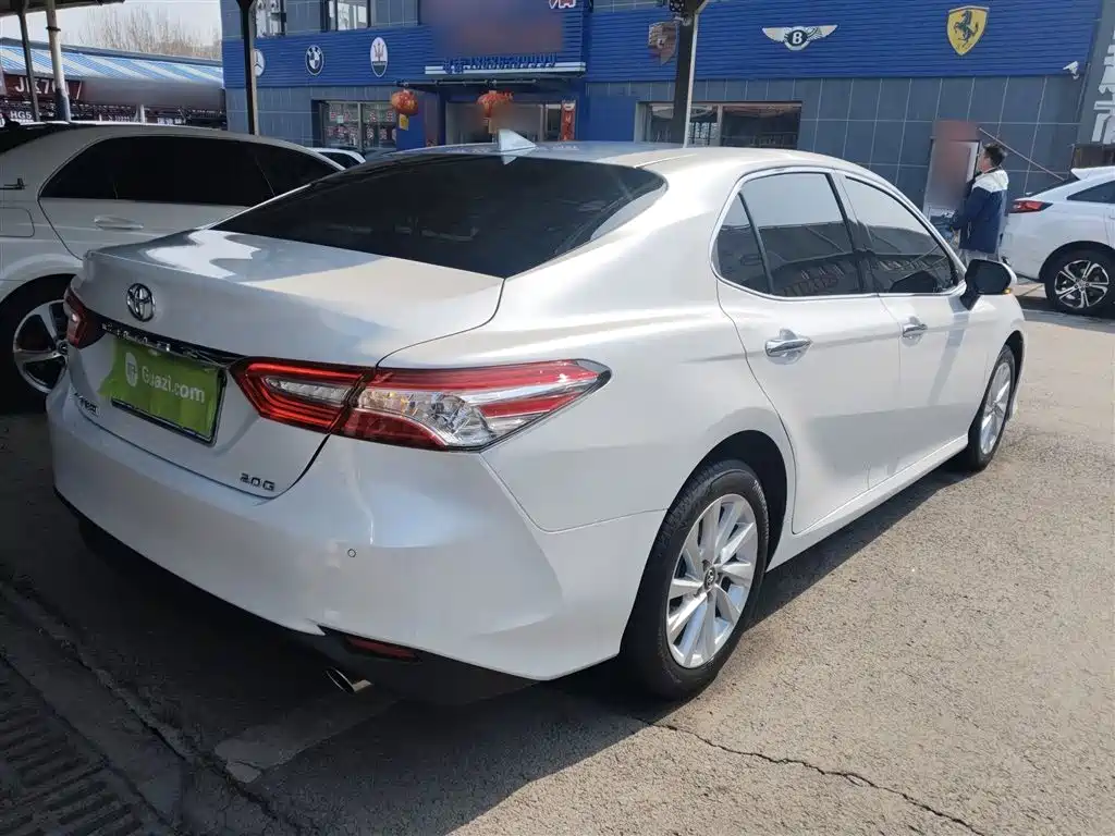 Toyota Camry 2021 2.0G Luxury Edition фото 5