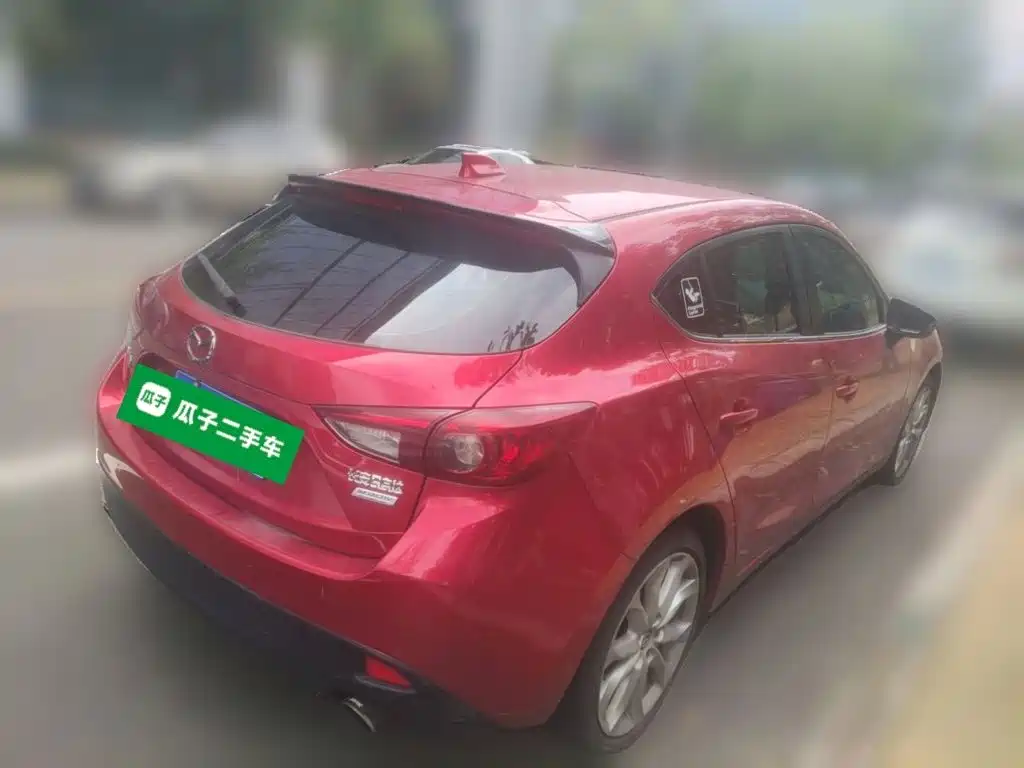 صورة 6 - Mazda Mazda 3