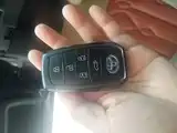 Фото 9 - Toyota Granvia