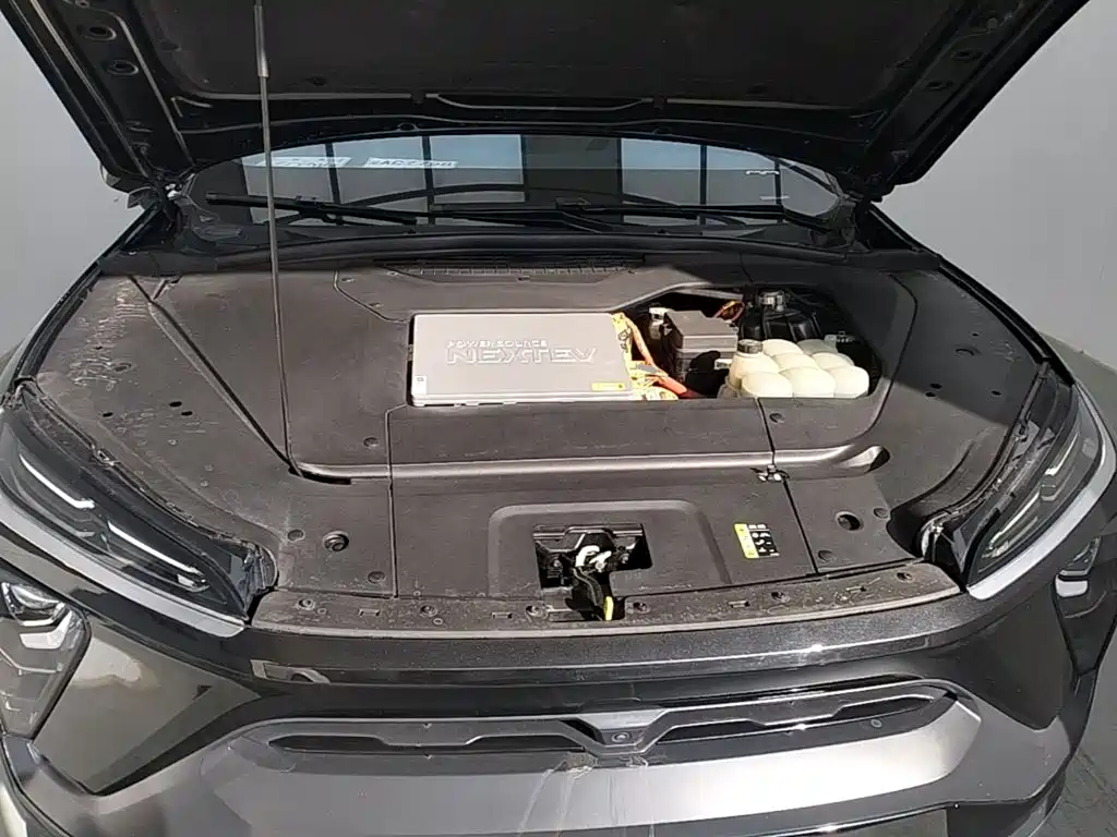 Фото 20 - NIO ES6