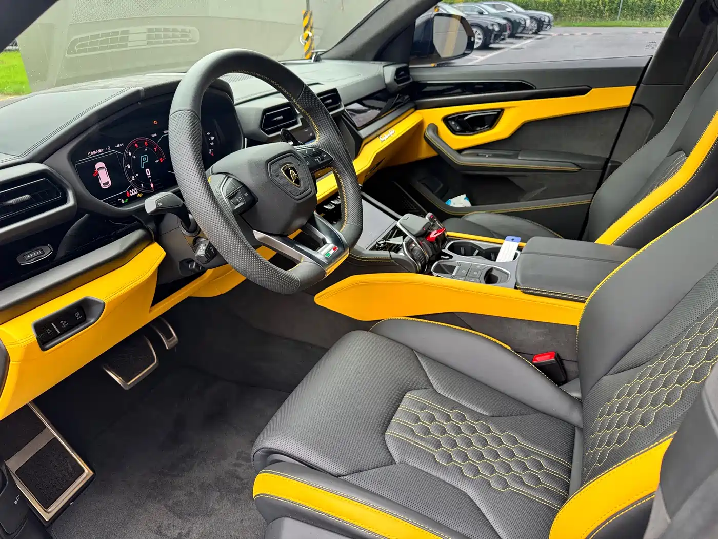 Lamborghini Urus SE 2025 2025 4.0T Standard Edition