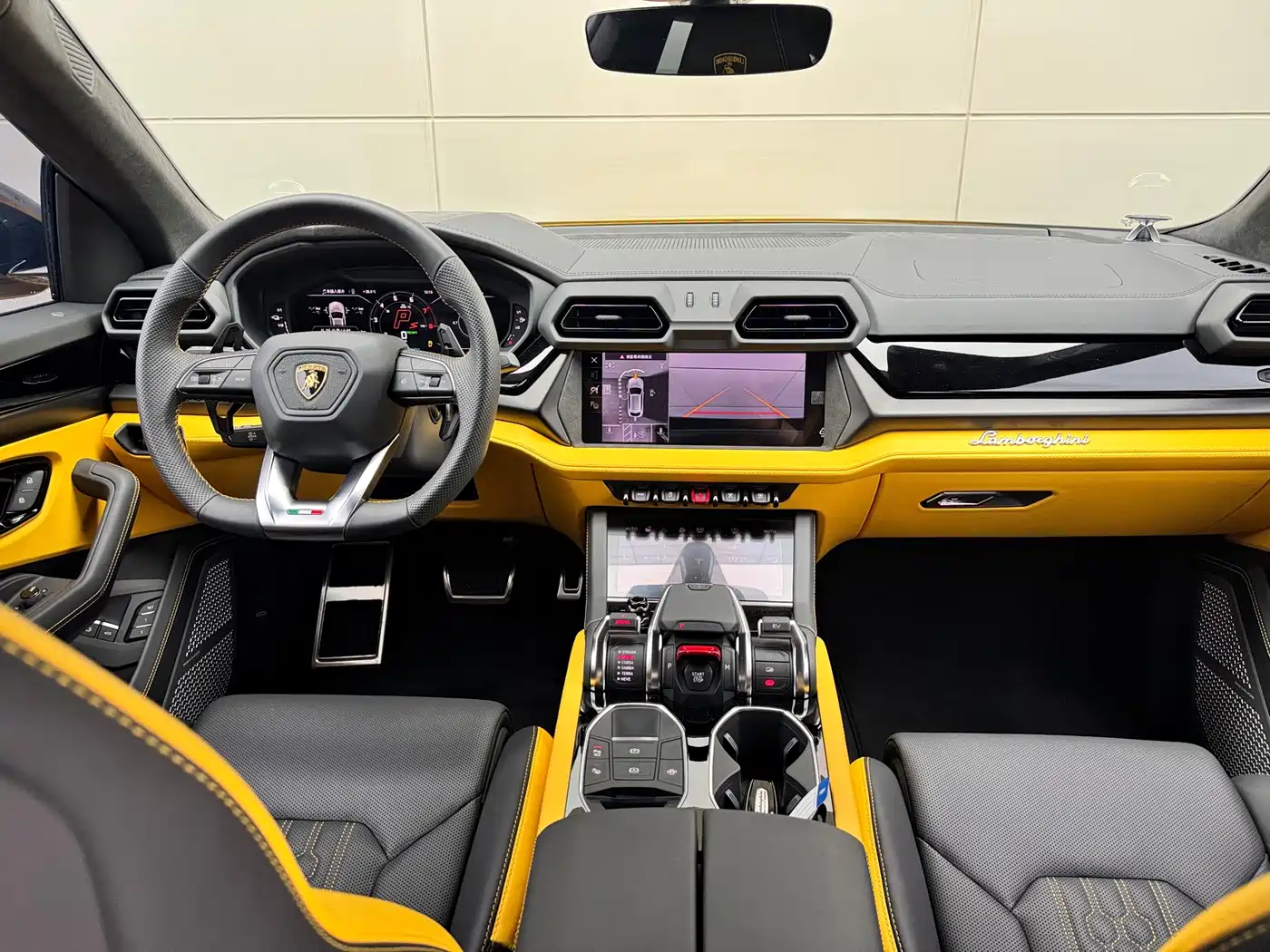 Lamborghini Urus SE 2025 2025 4.0T Standard Edition