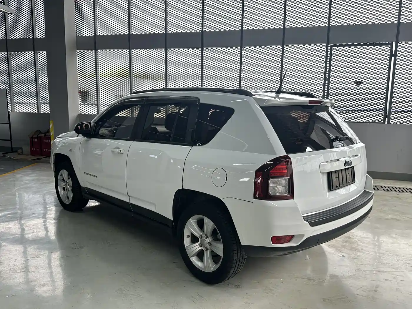 Jeep Compass (Import) 2015 2014 Facelift 2.0L 2WD Progressive Edition