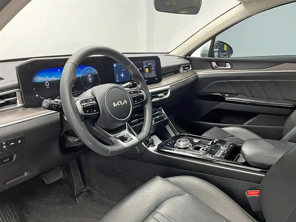 Kia K5 2021 270T CVVD Renewal Edition фото 14