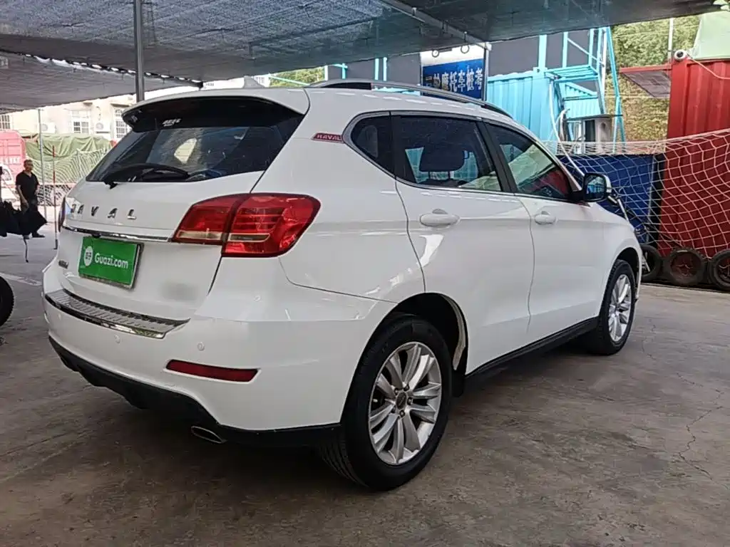 Фото 7 - Haval H2