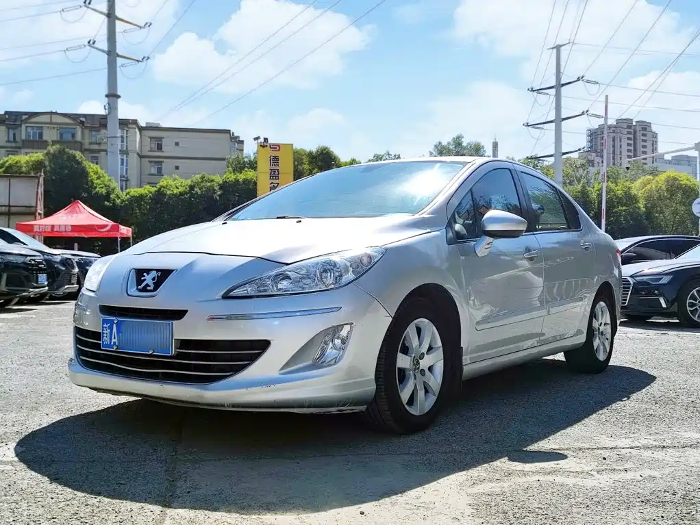 صورة 1 - Peugeot 408