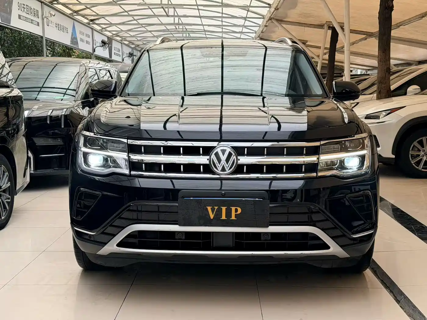 Volkswagen Teramont 2023 380TSI AWD Premium Luxury Edition фото 11