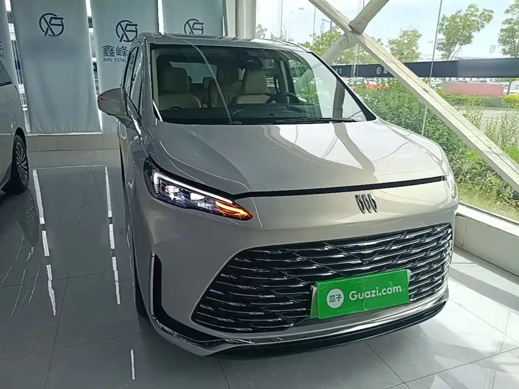Buick GL8 New Energy 2025 Land Honor Premium Edition 7-Seater фото 3