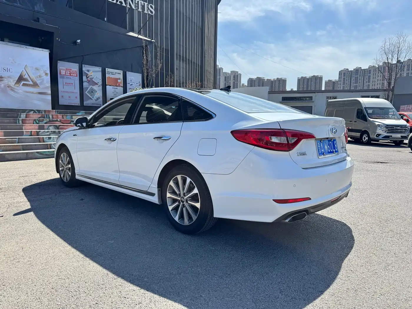 HYUNDAI SONATA