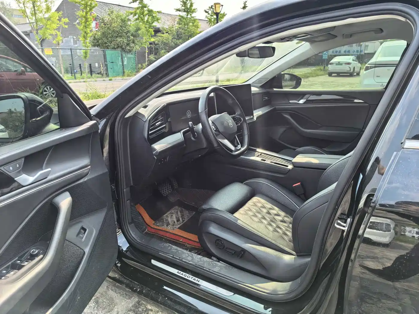صورة 9 - Volkswagen Magotan